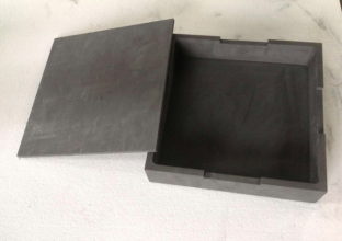 石墨匣缽用于鋰電池?zé)Y(jié)石墨料盒的應(yīng)用(圖1) 石墨匣缽用于鋰電池?zé)Y(jié)石墨料盒的應(yīng)用(圖1)