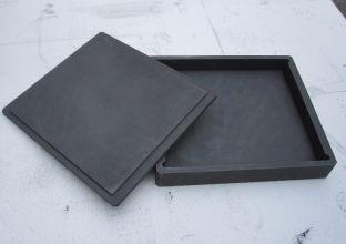 石墨盒廠家分享石墨開發(fā)利用的特點(diǎn)(圖1) 石墨盒廠家分享石墨開發(fā)利用的特點(diǎn)(圖1)